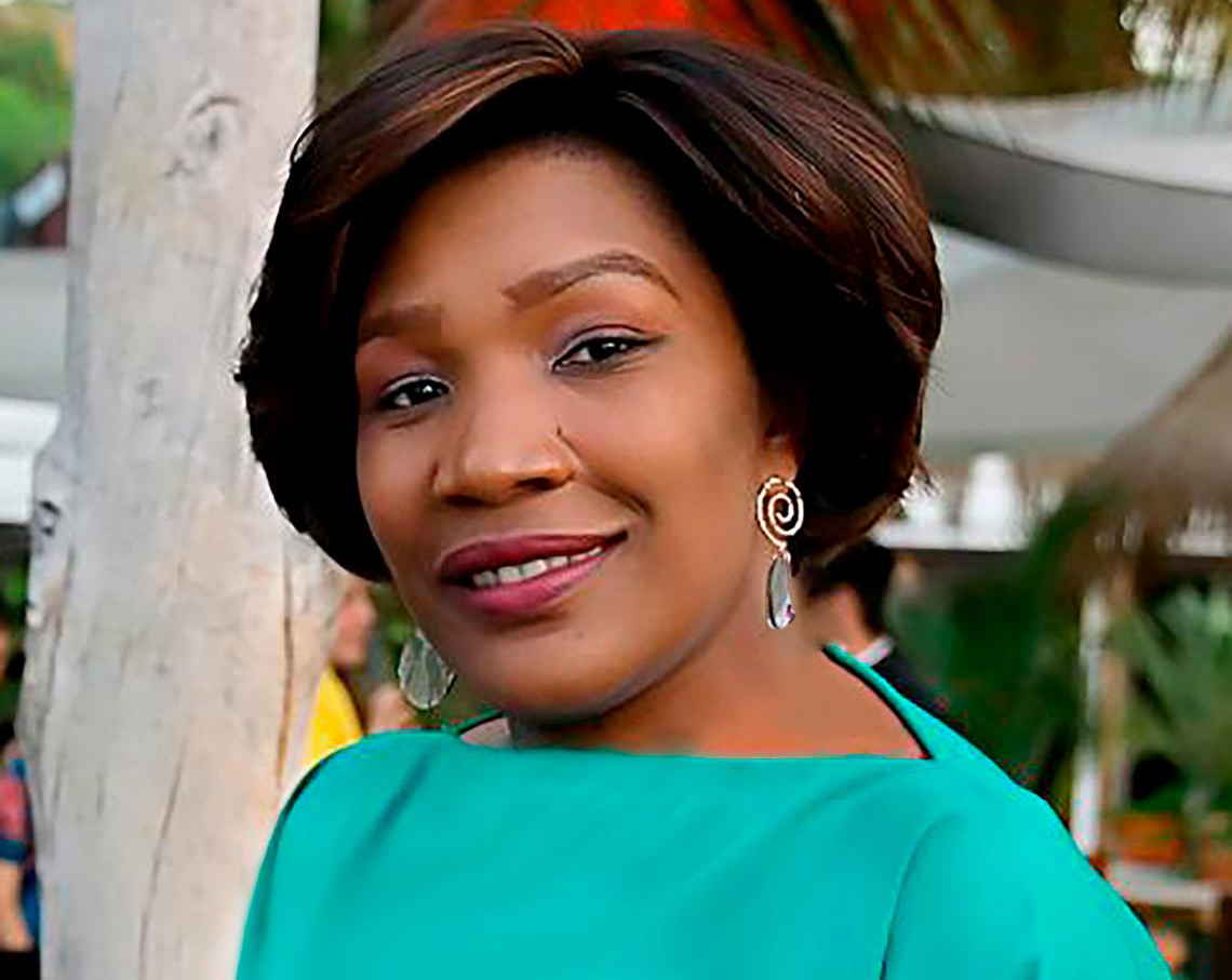Dra. Balbina de Oliveira