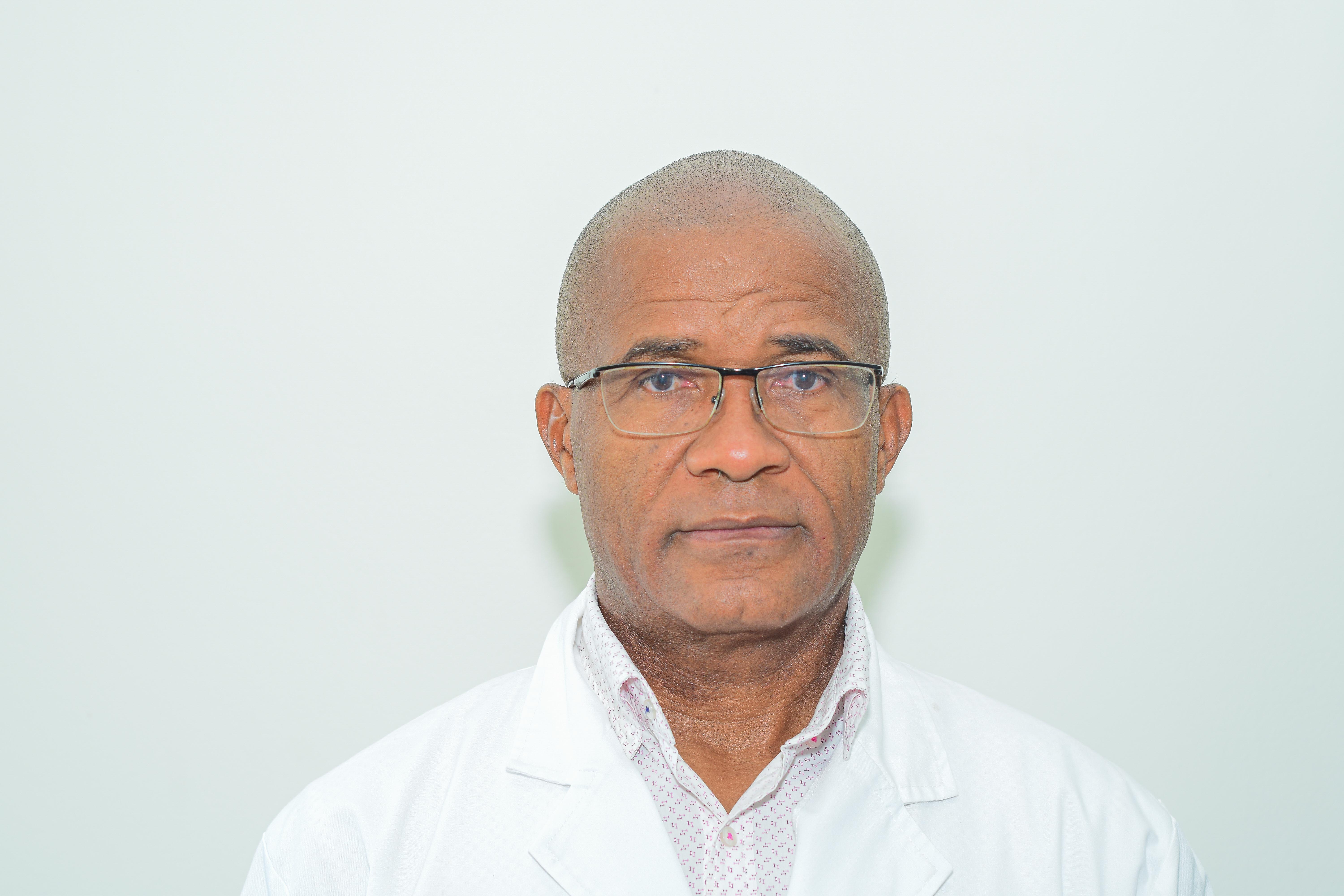 Dr. Rufino Flintres Almeida Ventura