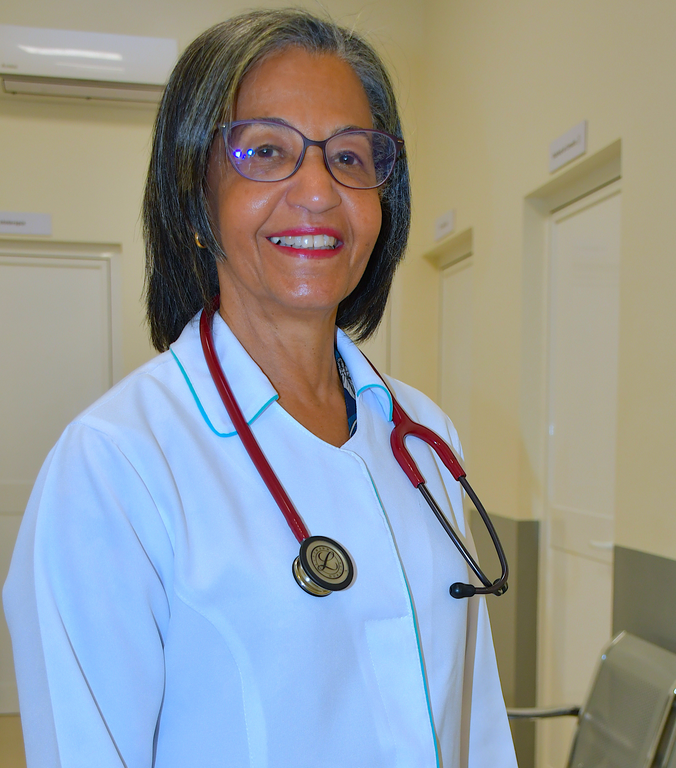 Professora Maria Lina Antunes
